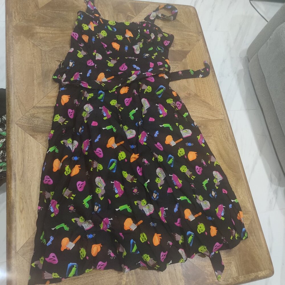 Unique Vintage  zombie print dress size 2x New